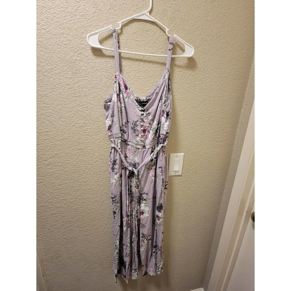 torrid Pants - Torrid Floral Print Cropped Jumpsuit Size 0 Large Purple